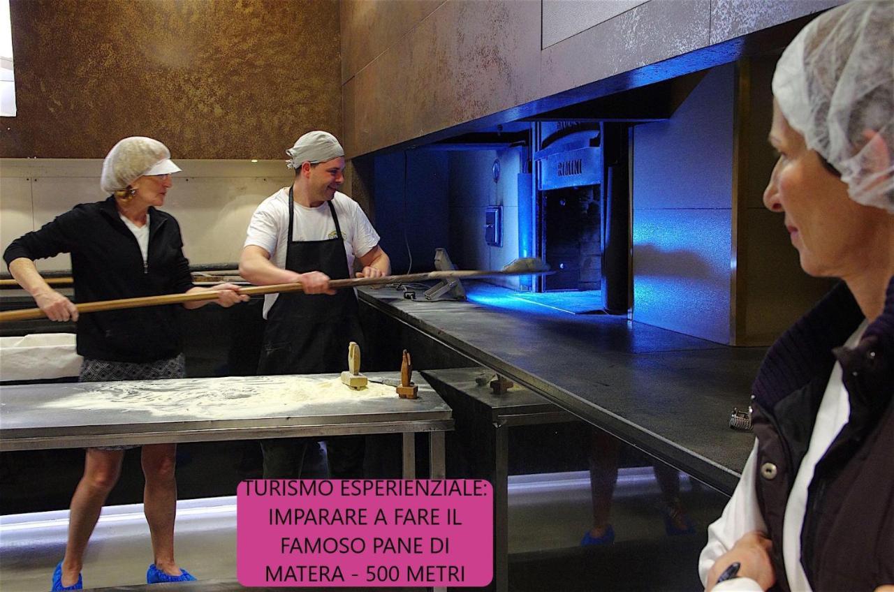 Dimora Mefite-Camere Con Bagno Privato E Self Check-In Matera Extérieur photo