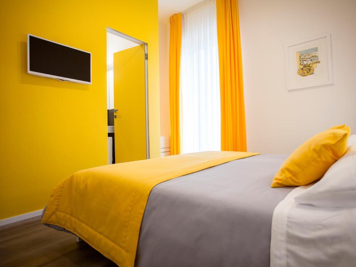 Dimora Mefite-Camere Con Bagno Privato E Self Check-In Matera Extérieur photo